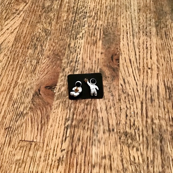 Reach for the stars earrings - Picture 6 of 6